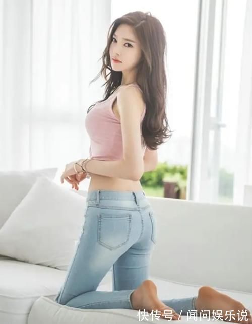 青春|美女穿搭:牛仔裤的优雅气质,青春活力,青春朝气和昂扬的淑女风