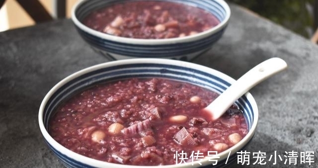 小米|立秋后,多吃这碱性食物,搭配四种食材煮粥,香滑浓稠滋润去秋燥