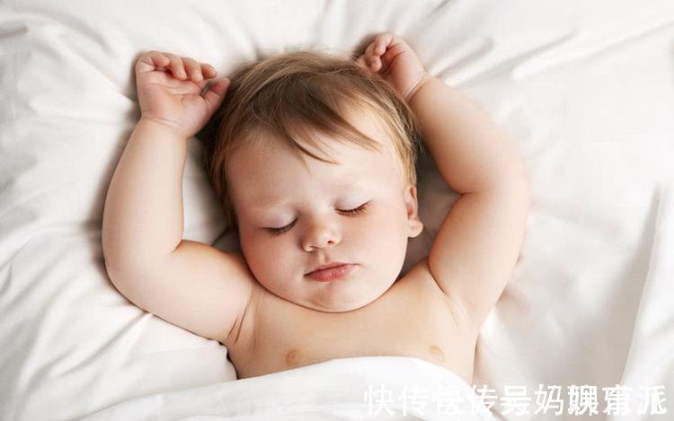 孩子|宝宝出现这4个信号,可能是大脑发育问题!有问题赶紧去看~