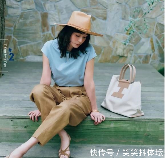 温柔感 今夏流行“温柔风”,跟着日本太太学穿搭,淡雅色系,尽显温柔!