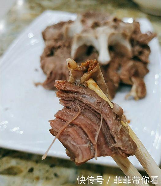 骨头|甘肃岷县的硬核早餐,一顿40元起,肉按块不按斤价格全看老板心情