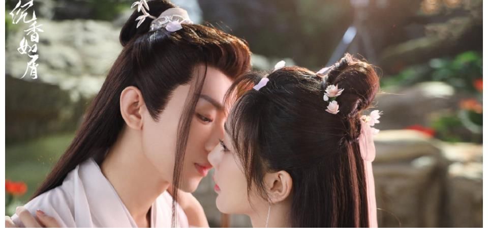 |杨紫能讲笑话热场,能帮成毅救活《沉香如屑》,偏偏救不了自己