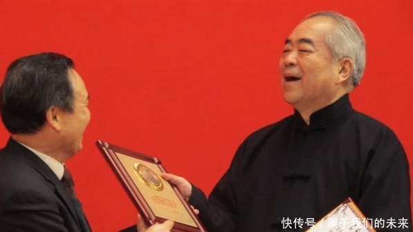 他与范曾对骂跨越两个世纪,曾是死对头,如今凭一幅画消停了下来!