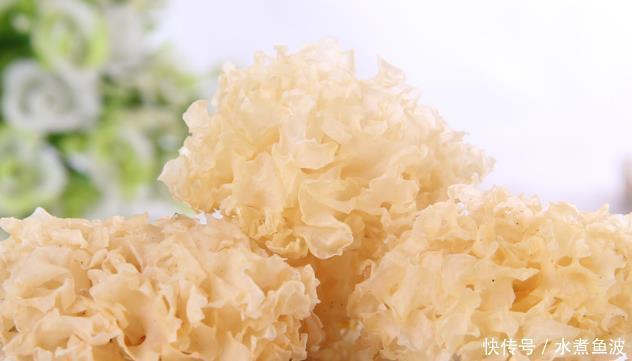 女性到了中年,离不开4种食物,滋阴养颜、延缓衰老,爱吃就赚了