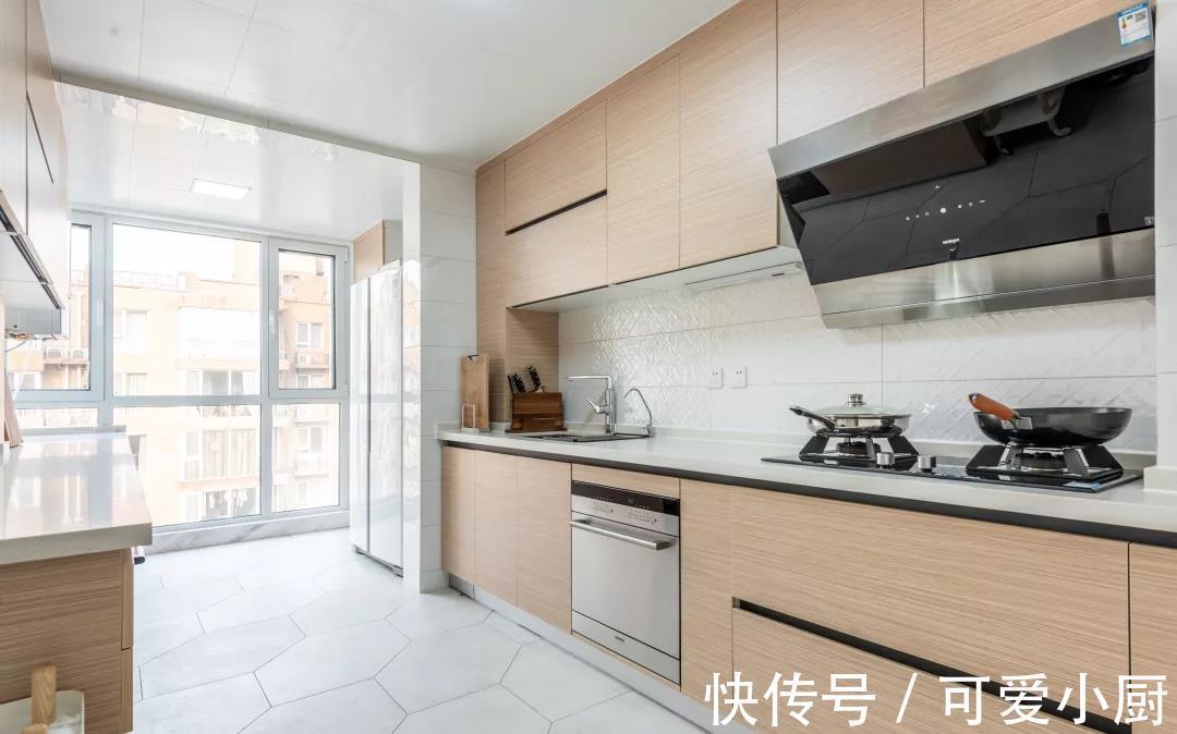 收纳|她家极简原木风,全屋干净清爽,氛围温馨舒适,生活简单纯粹