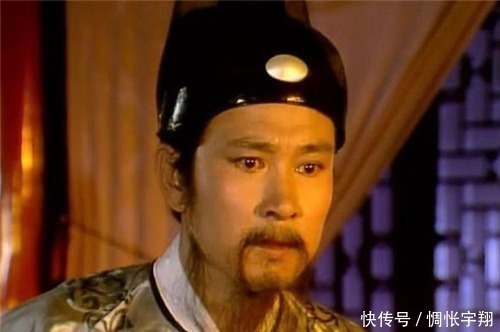 袭人|宝玉被打后的众生相,宝钗黛玉真情流露,袭人最让人生厌