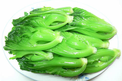 美容|聪明女性担心老太快，可以多吃三种食物，美容养肤，越吃越年轻！