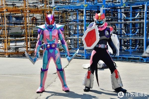 可动性|《假面骑士利维斯》食玩装动猛犸基因组玩偶官测!