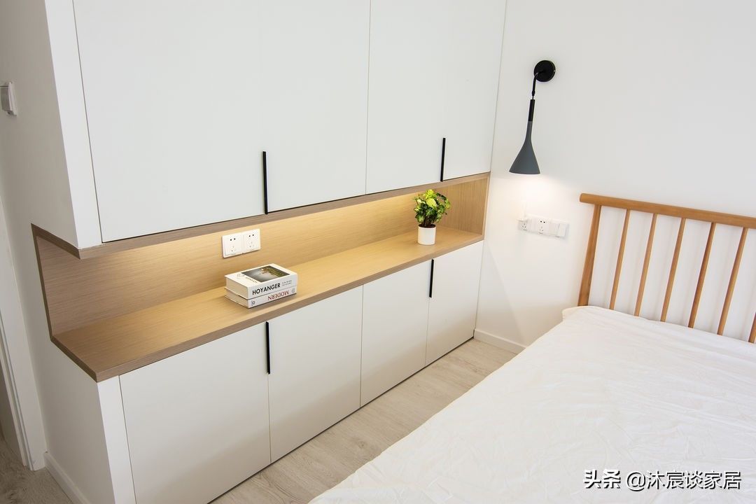 书房|真心佩服这对夫妻,改造破旧二手房,让室内大放异彩,实在太牛了