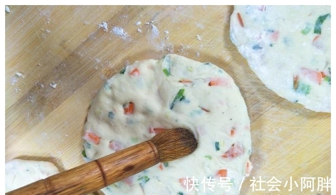 面食|不管做什么面食,记住2个小技巧,面食蓬松又柔软,小孩超解馋