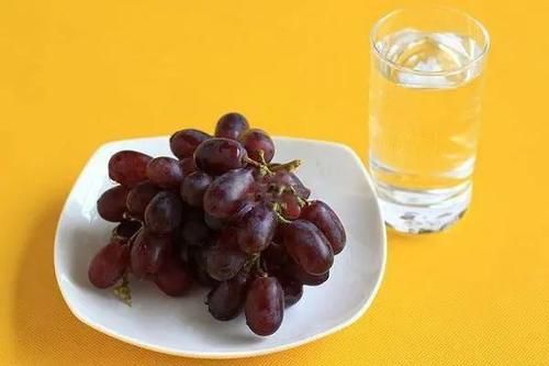 成分|更年期的女性，常吃这几种食物，或能改善气血，延缓衰老