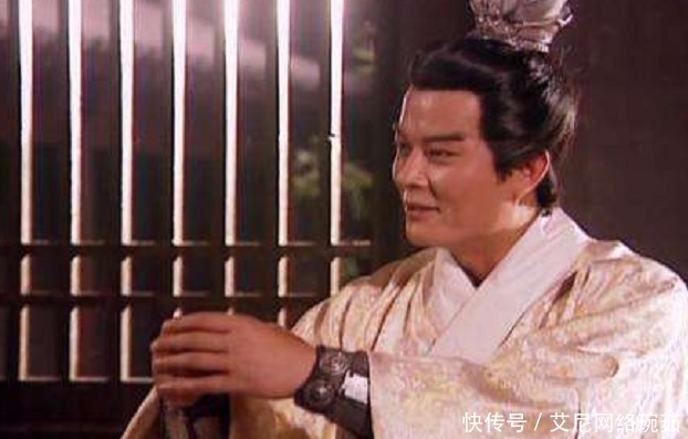 曹操|孔明只懂玩火,周瑜只会水战,真正让曹操梦碎的人,是个老酒鬼!