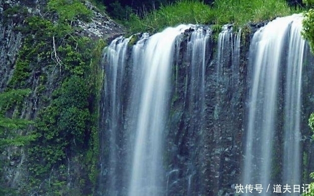 抄袭@李白写下千古名句,被此人抄袭过去,苏轼大骂抄袭者又成千古名句