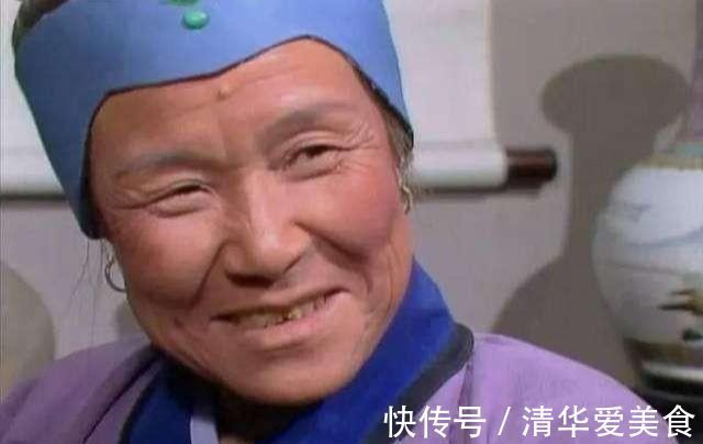 王夫人&面对贫困的刘姥姥,王夫人豪掷100两,贾母为何只送几件旧衣裳?