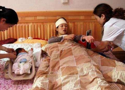 爸爸|爸爸姓“柳”,给娃取名时贴心融入妻子姓氏,妻子:你倒着念试试