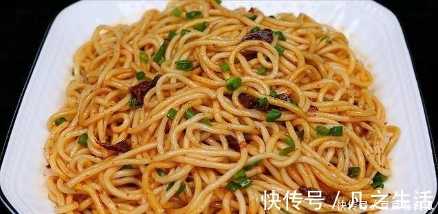 大碗|喜欢吃面条的要收藏,早餐面条懒人做法,孩子一大碗都不够吃