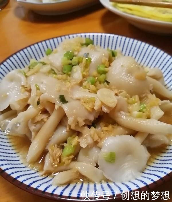 医生不会告诉你,它是强碱食物,补血还防脱发,上了年纪要多吃!