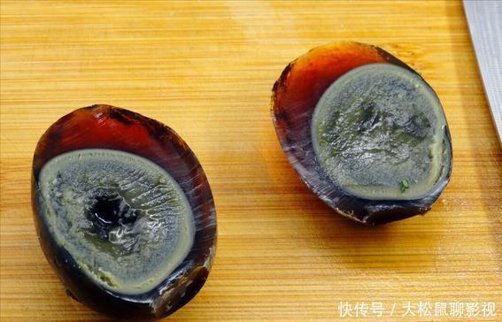  过年买皮蛋，别再随便挑了，牢记3不要技巧，个个新鲜又好吃