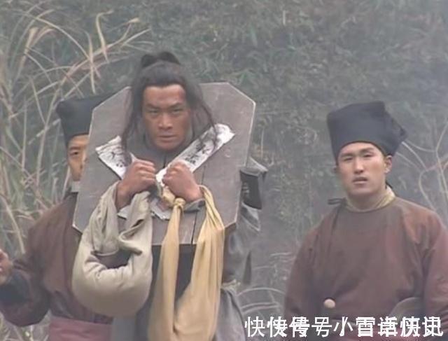 黄炳文!武松血溅鸳鸯楼的时候,他只和张都监有仇,为何还要杀一个小丫鬟