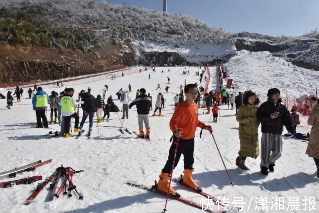 雪场|为什么又双叒叕一南方城市有了滑雪场？