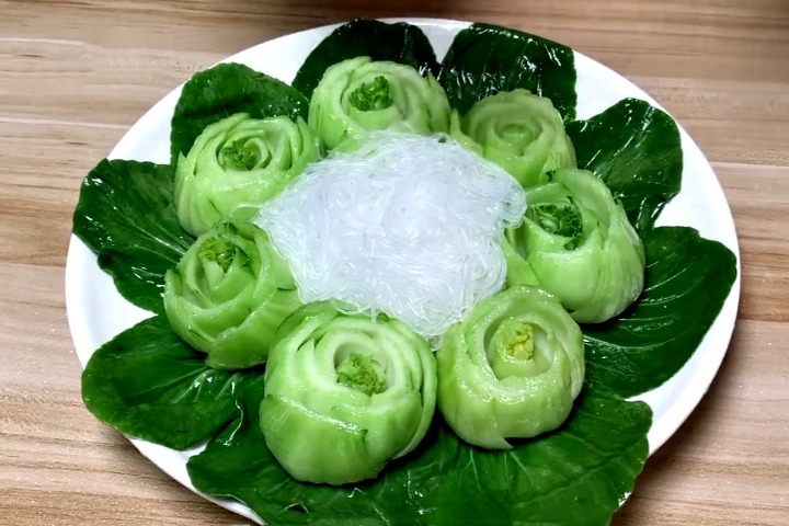 油菜不要老是拿来熬汤,教你做凉拌油菜,好吃下饭,不油腻