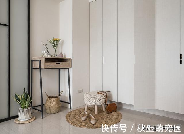 治愈|看完她家后，我彻底被治愈了，全屋色调柔雅纯净，氛围温馨精致