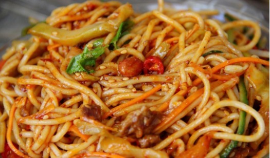 四川凉面最好吃的做法，酸辣开胃口感丰富，好吃到分分钟舔光盘