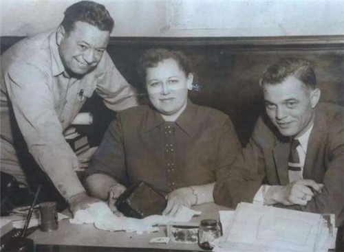 美国唯一被陨石砸中的人,虽只受了轻伤,但后续麻烦却改变她一生