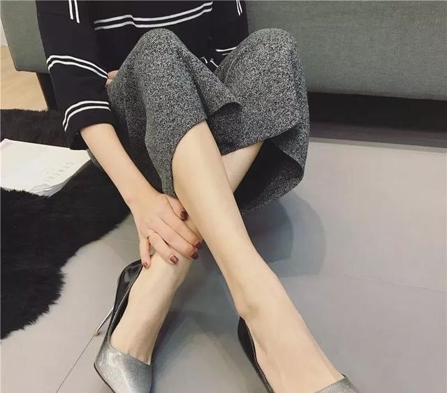  腿部|女神必备潮流高跟鞋，瞬间拉长腿部线条，演绎出完美的女神范