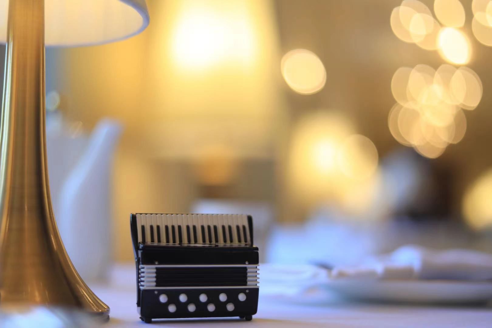 上海音乐厅！视频 | 找一个晴天午后，来上海音乐厅完成舌尖上的音乐之旅