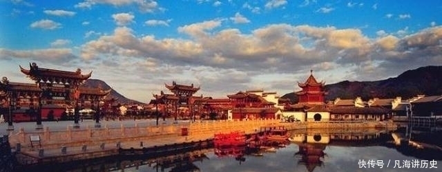 国内“最成功”的盗版景点,山寨故宫修建,年迎接2600万游客