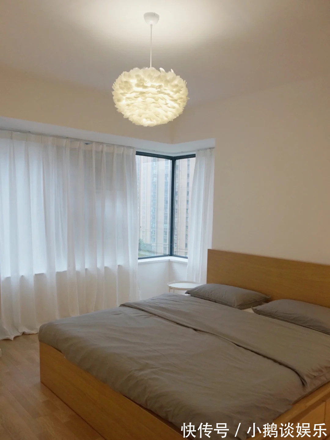 耐看|她家不吊顶,全屋大白墙,简约干净,“家徒四壁”反而更高级耐看