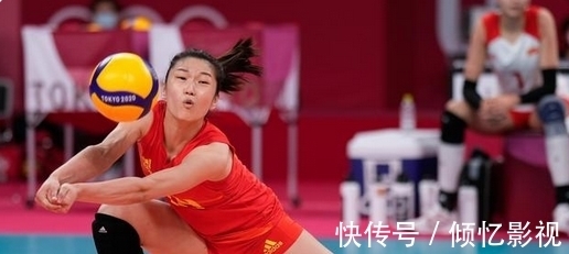 首发|国家主力王梦洁被逐出首发！23次一传9次到位，低迷原因写在脸上