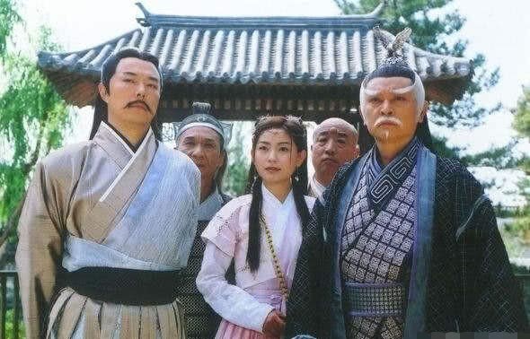 按兵不动|六大派围攻光明顶,明教生死关头,明教义军为何按兵不动?