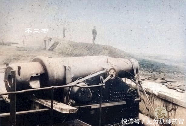 清军|上色老照片:甲午战争中的真实场面,被攻陷的清军阵地一片狼藉