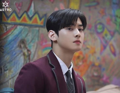 韩剧《女神降临》收官，校草李修浩和本体车银优区别有些大