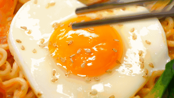 炸鸡|“妈妈,我能吃炸鸡吗?”当孩子这么问时,你的回答很重要