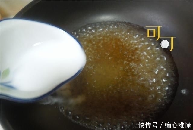 餐馆|油豆腐这么做你估计没尝过,农家餐馆里卖30元,2分钟你就能学会