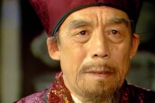 邢夫人@红楼梦:为什么鸳鸯宁死不肯嫁给贾赦做妾?不只是嫌他老