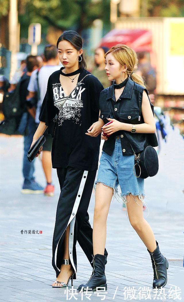 肥腿长裤很单调加上大开气设计，美女穿出青春活力和时髦精感觉