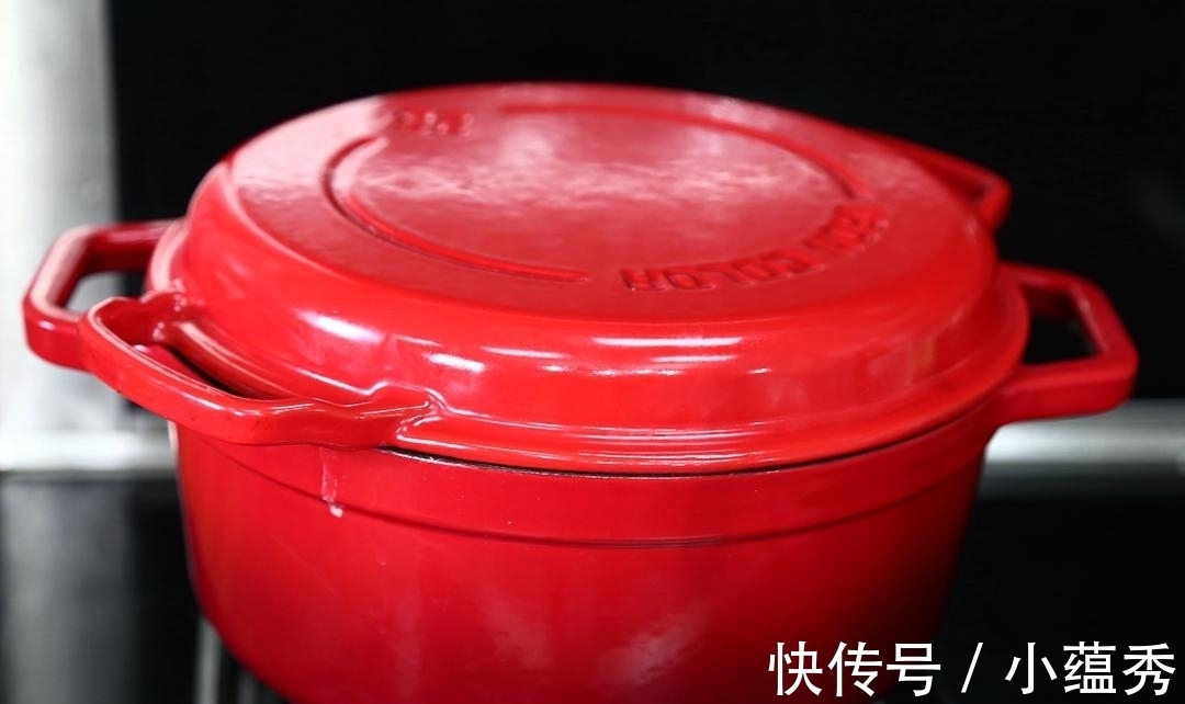 焦黄|最好吃的石锅拌饭! 焦黄的锅巴, 好吃的拌饭酱!