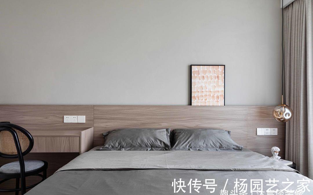 书桌|他大胆拆掉家里5面墙,全屋简洁大方还很实用,干净清爽太宜居了