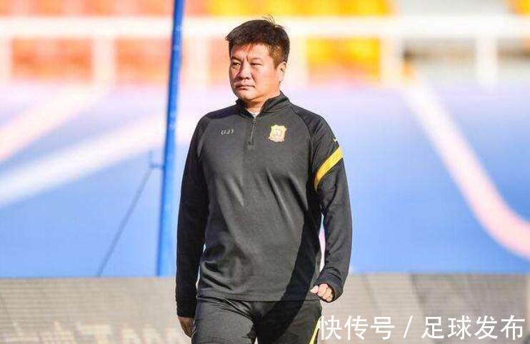 李霄鹏|李金羽继续出任武汉队主教练!率队征战2022赛季中超联赛……