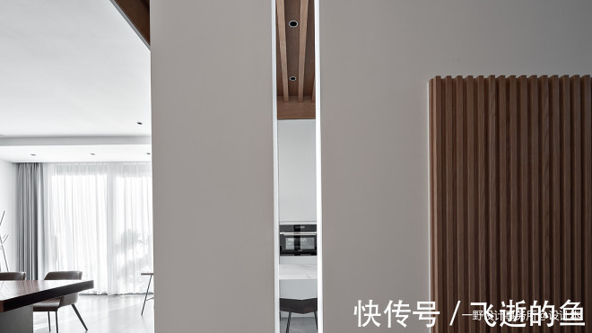 楼梯间|看400平米豪华别墅如何装修现代简约风