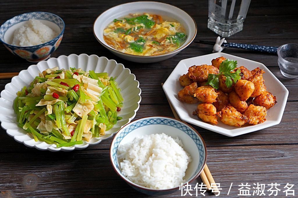 金针菇|宅在家,午餐做了两菜一汤,好吃得停不下来,婆婆:会过日子