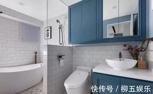 玻璃淋浴房|小卫生间不要装玻璃淋浴房,这样设计更省钱实用不占地,太聪明了