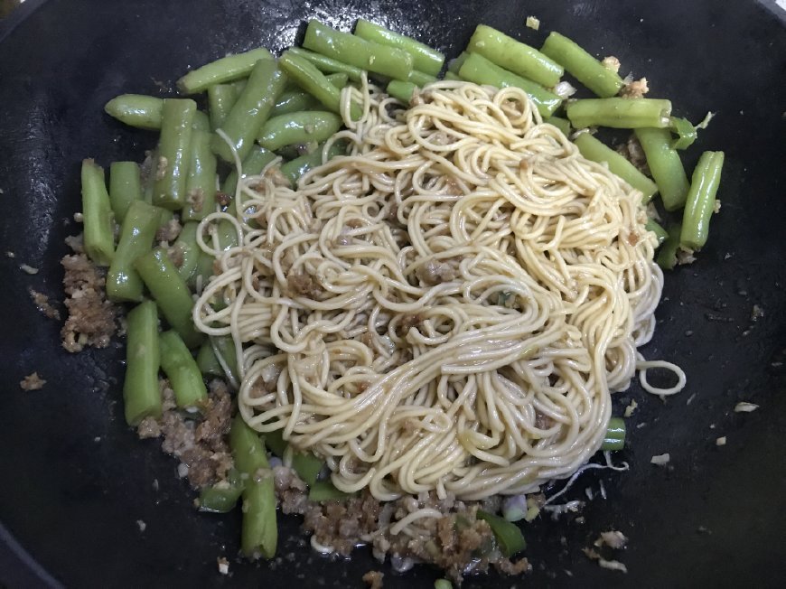 这么做面条,好吃到盘底都要舔光,儿子天天嚷着要吃