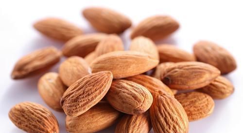 2型糖尿病|生活中,4种不起眼的食物就能降血糖,最后一种让人感到意外