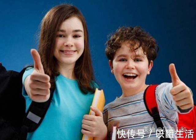 现实生活中|答应孩子考100分就买1000元玩具,孩子考到99还买不买?