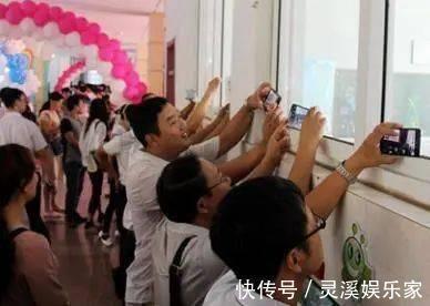 幼儿园|父母接娃放学,有几种行为挺掉价,还容易拉低老师对孩子的好感